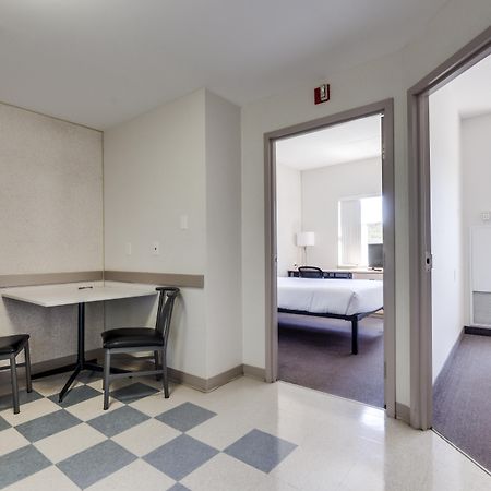 Residence & Conference Centre - Niagara-On-The-Lake Saint Catharines Екстер'єр фото