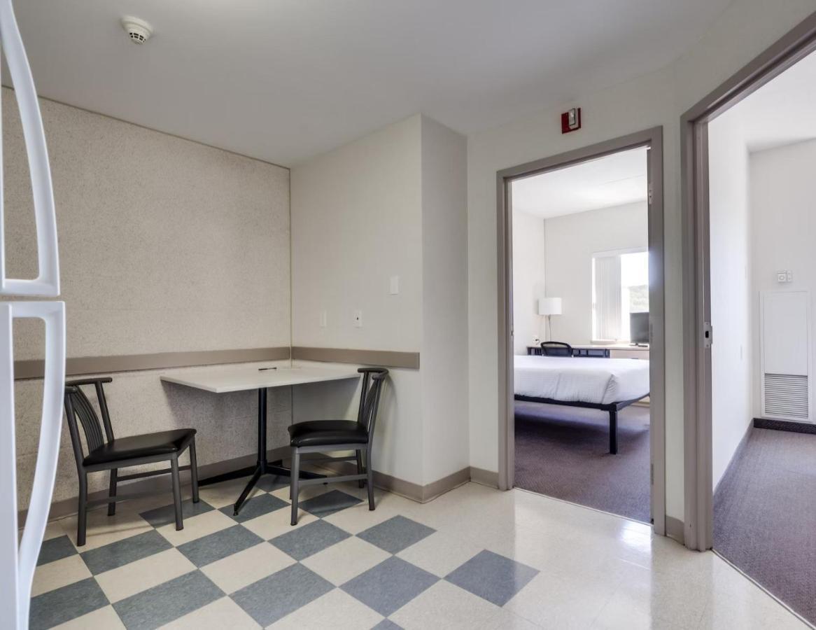 Residence & Conference Centre - Niagara-On-The-Lake Saint Catharines Екстер'єр фото